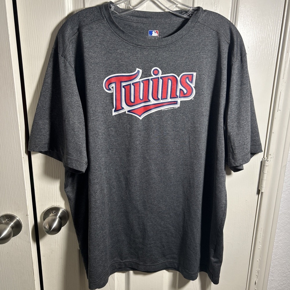 Genuine Merchandise Gray Minnesota Twins Baseball T-Shirt Adult Size XL